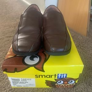 Boys brown dress shoes size 13 1/2